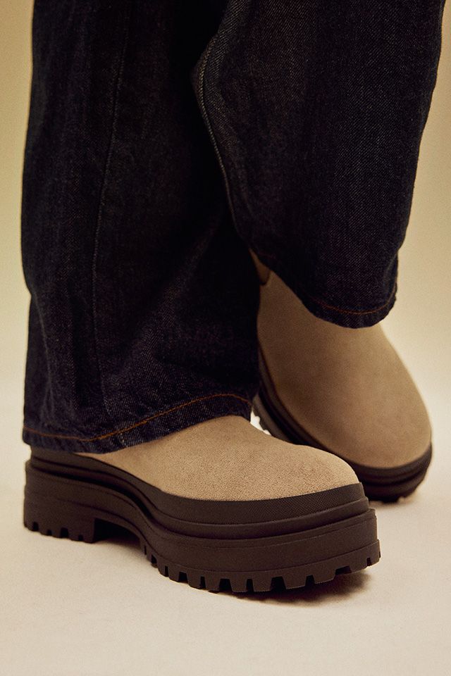 Hybrid boots