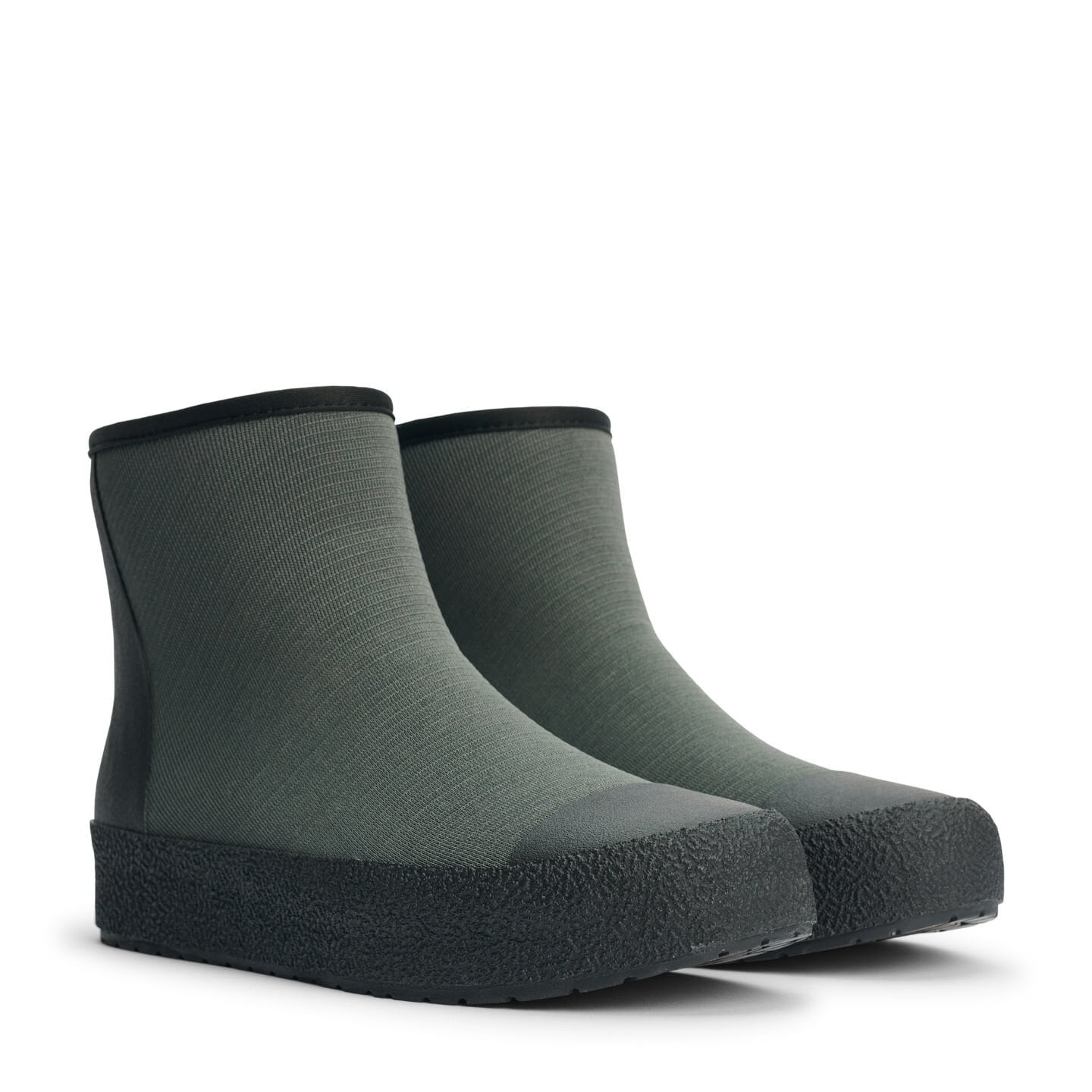 Arch Hybrid waterproof boot for men and women in the colour concrete grey