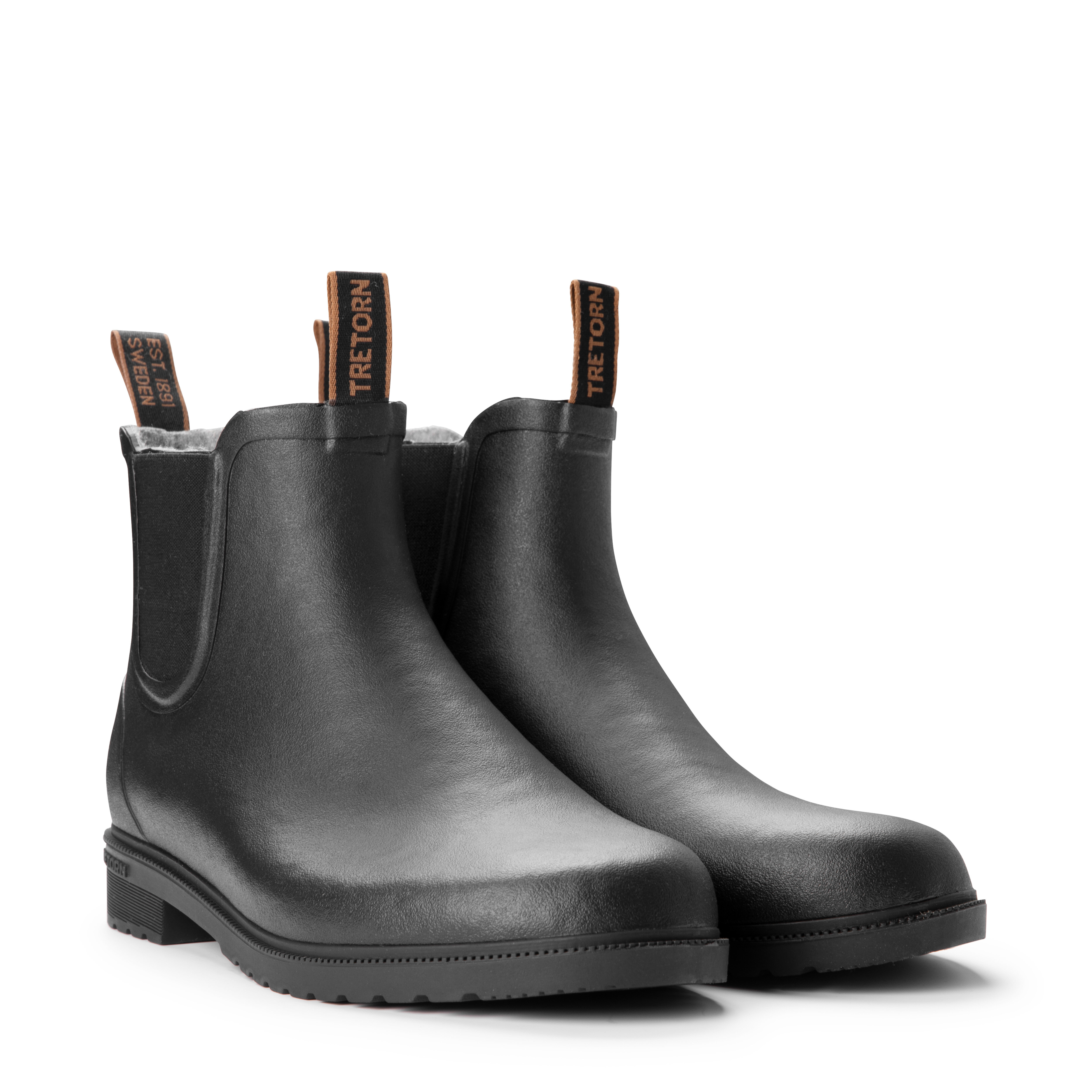 Chelsea Classic Wool Rubber Boots by Tretorn for men and women in the colour black