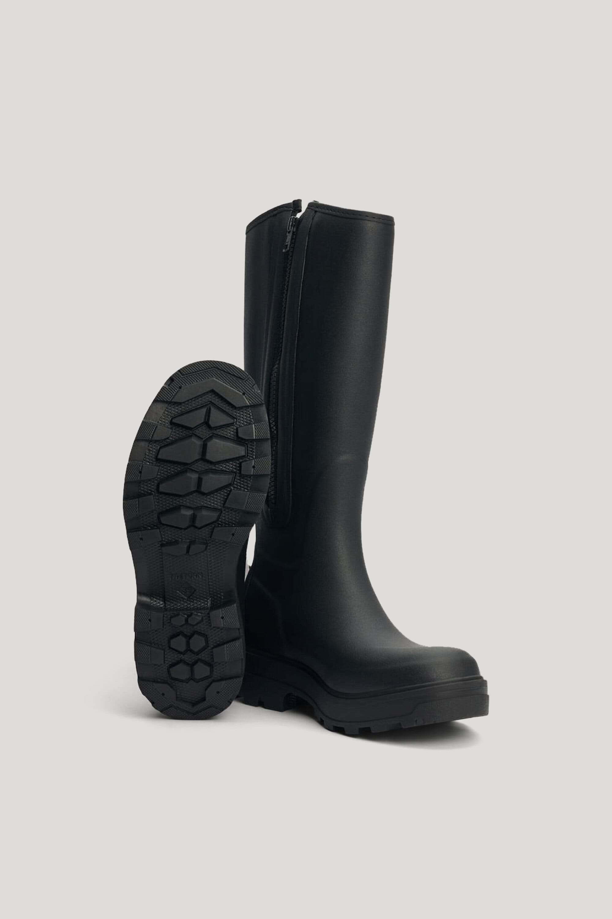 HALLA RUBBER BOOT