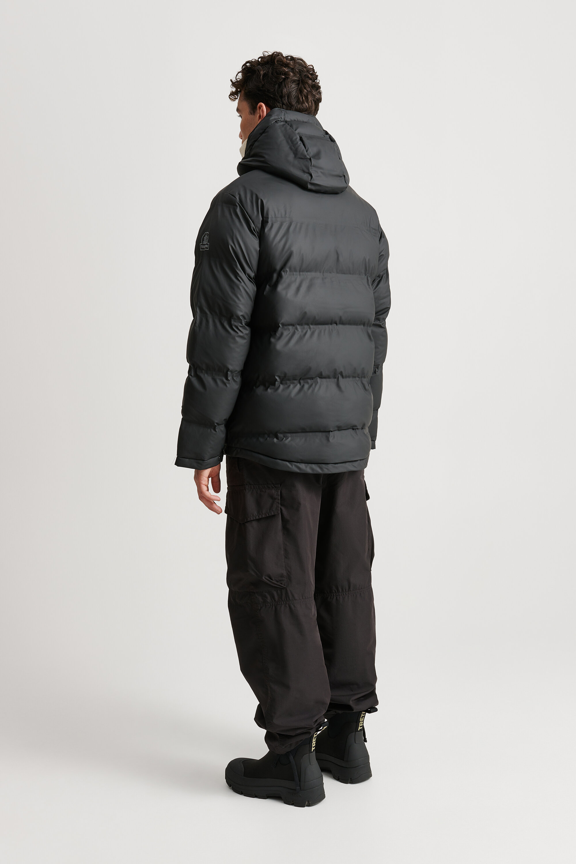 BAFFLE JACKET WATERPROOF JACKET