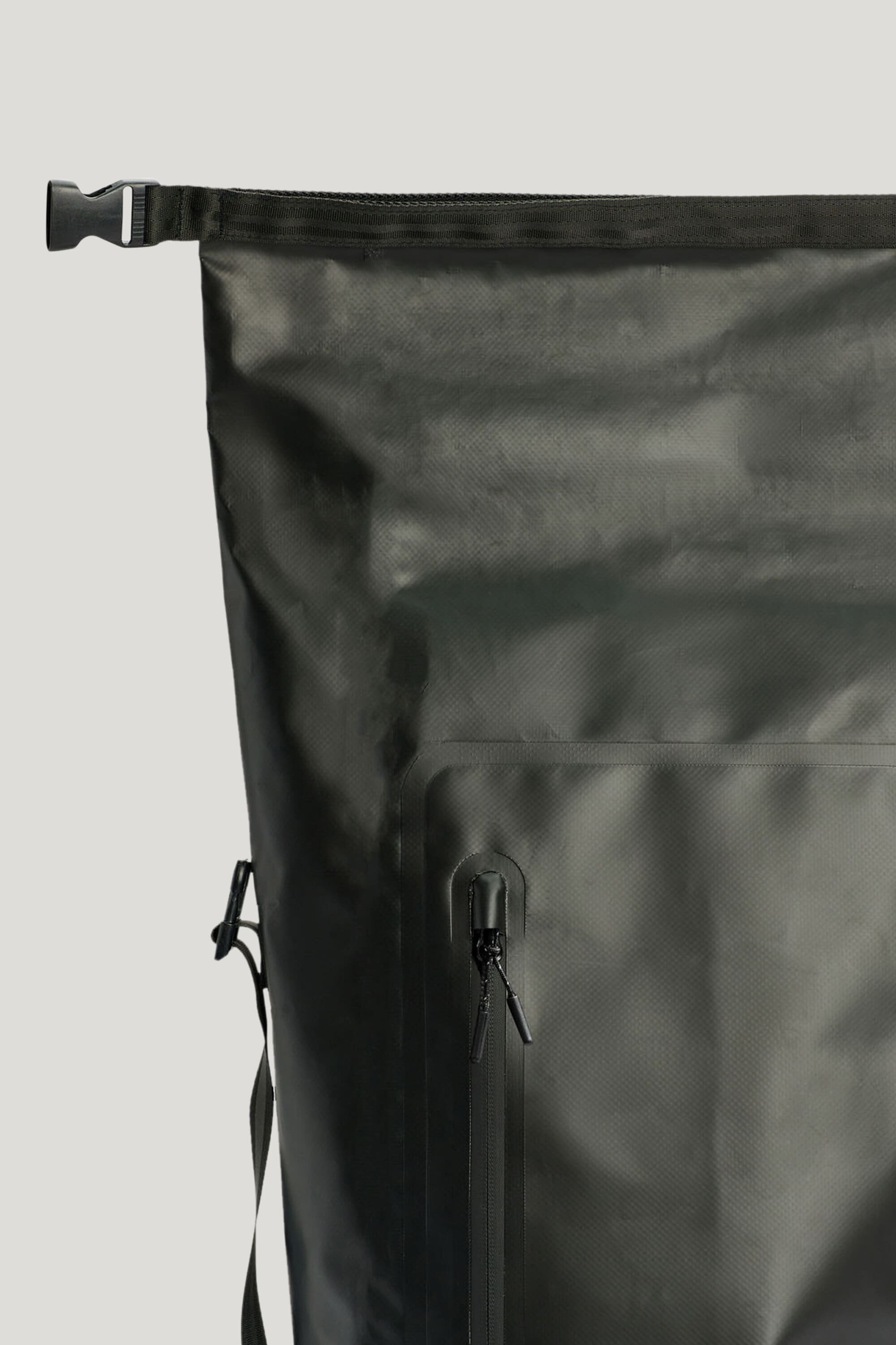 LYA WATER PROOF ROLLTOP