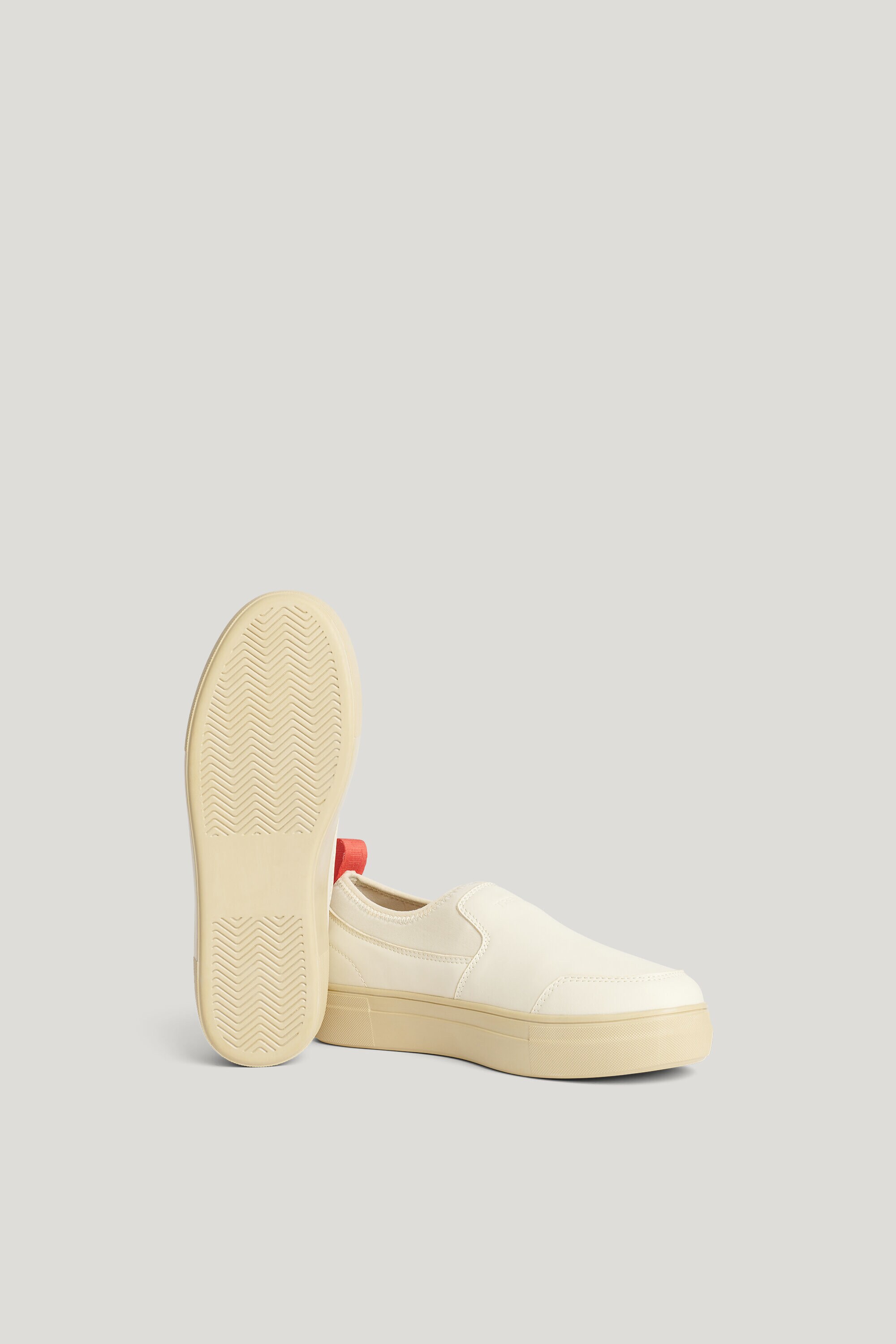 KASE HYBRID WATERPROOF SHOE